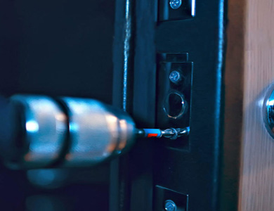 盘龙24小时上门开锁公司